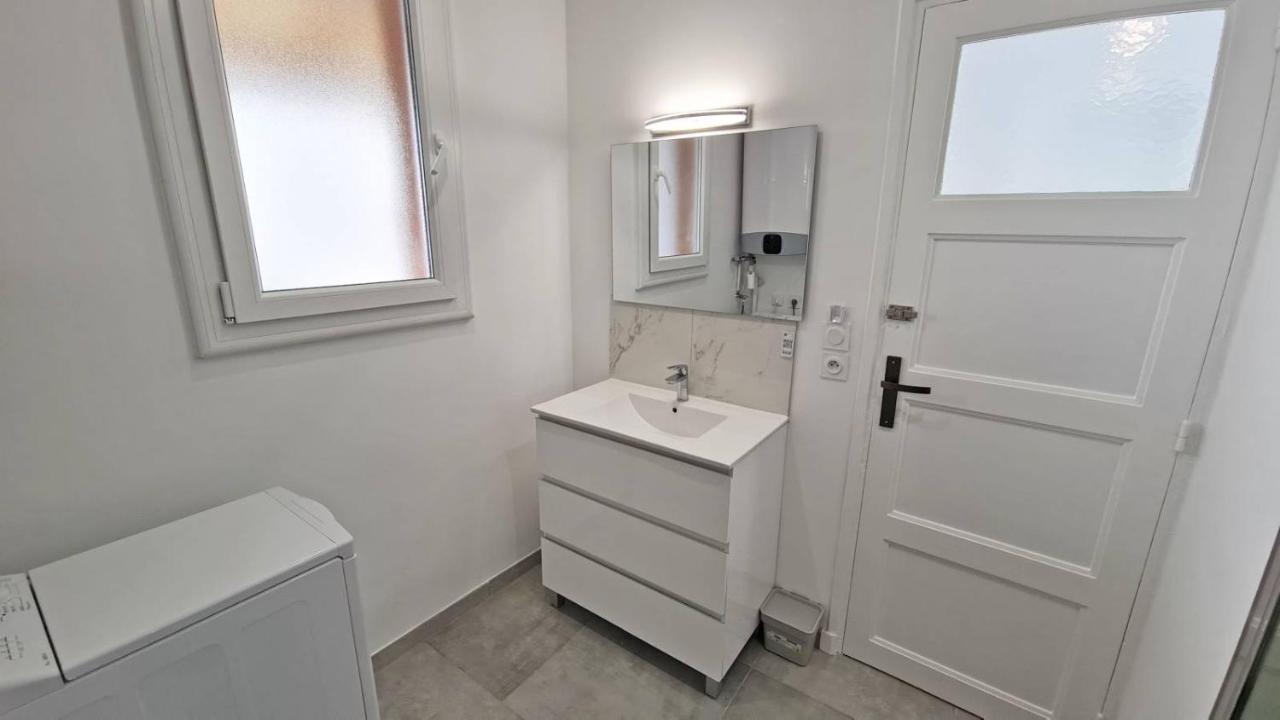 Maxbnb - T2 Balcon 50M2 - Climatise - Ouest - Toulon Dış mekan fotoğraf